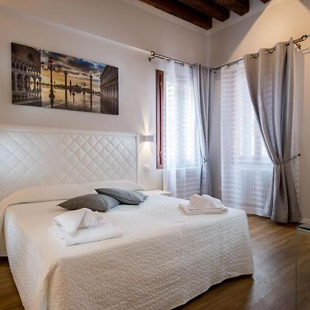 Ca' Giusta Hotel Venesia Bagian luar foto