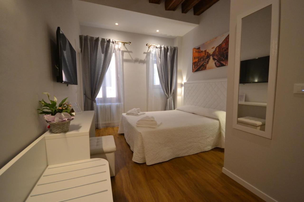 Ca' Giusta Hotel Venesia Bagian luar foto